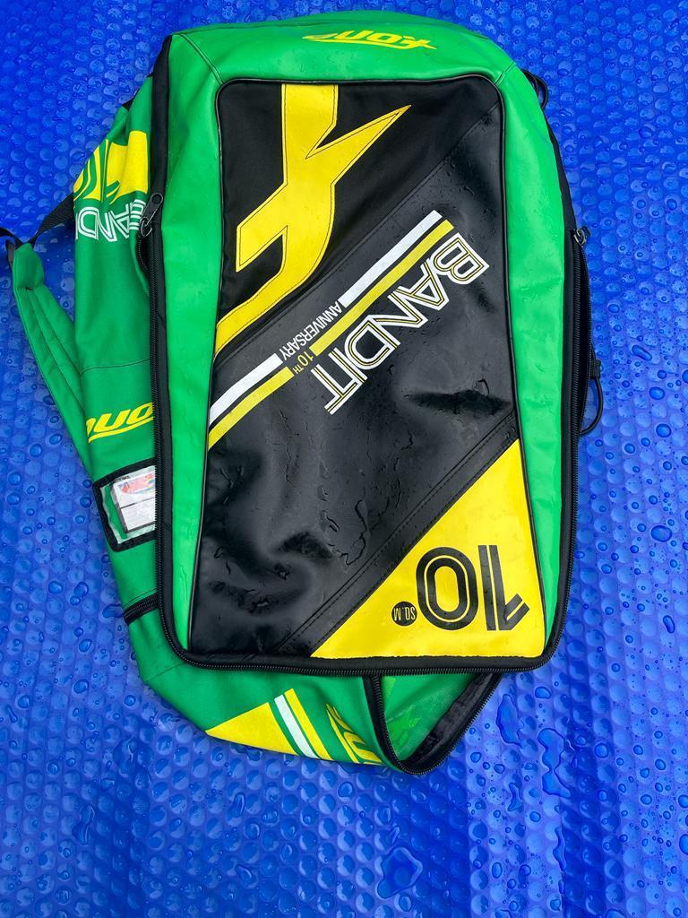 F one Bandit 10, 2017 (Con Barra)