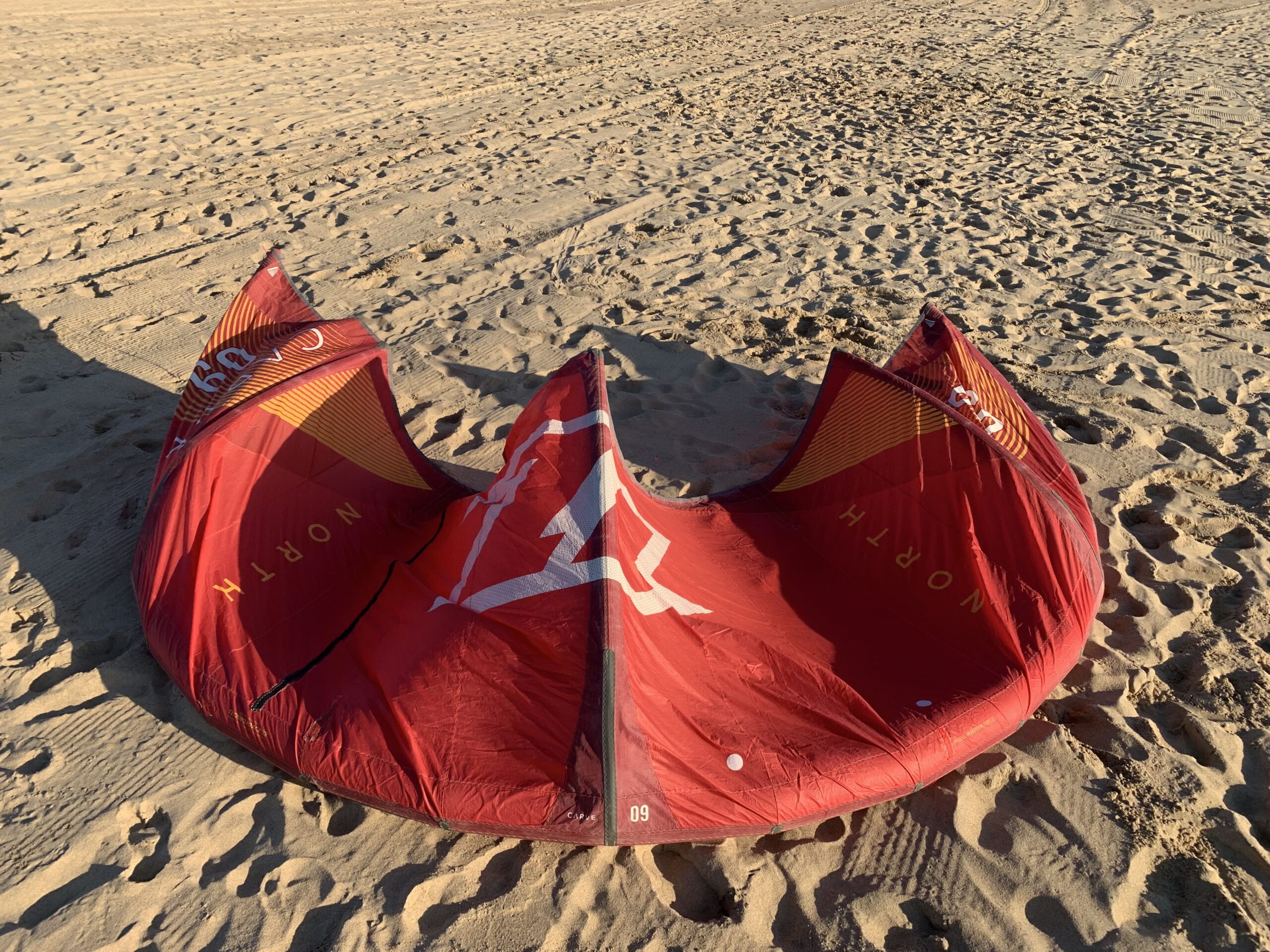 Vendo barra North 2021 y encimo kite Carve 9 metros 2021!!! SUPER PROMO!!