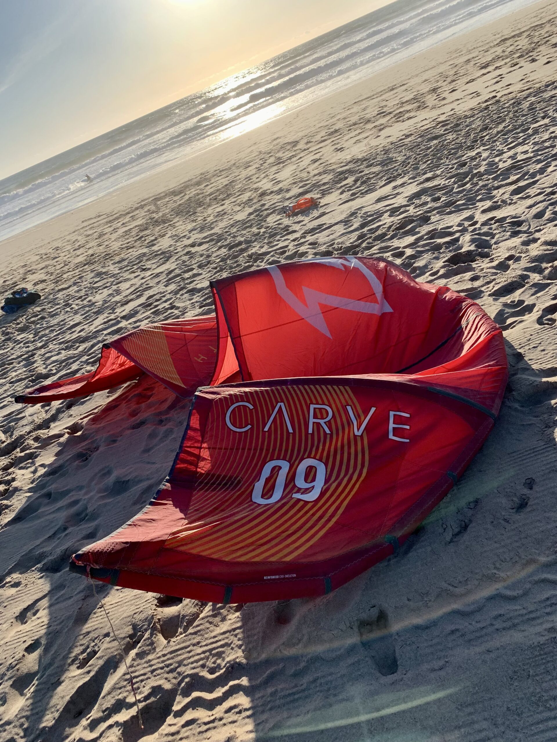 Vendo barra North 2021 y encimo kite Carve 9 metros 2021!!! SUPER PROMO!!